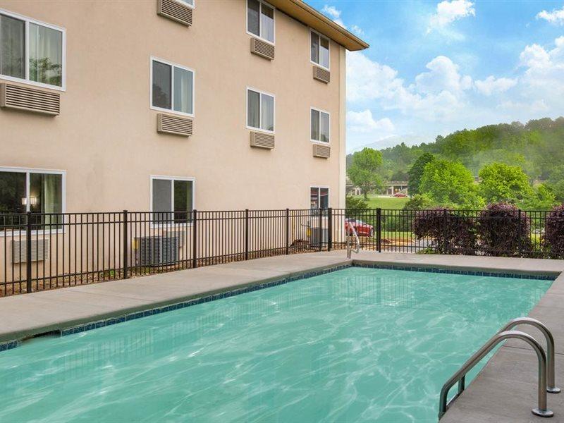 Super 8 By Wyndham Chattanooga Lookout Mountain Tn Екстериор снимка
