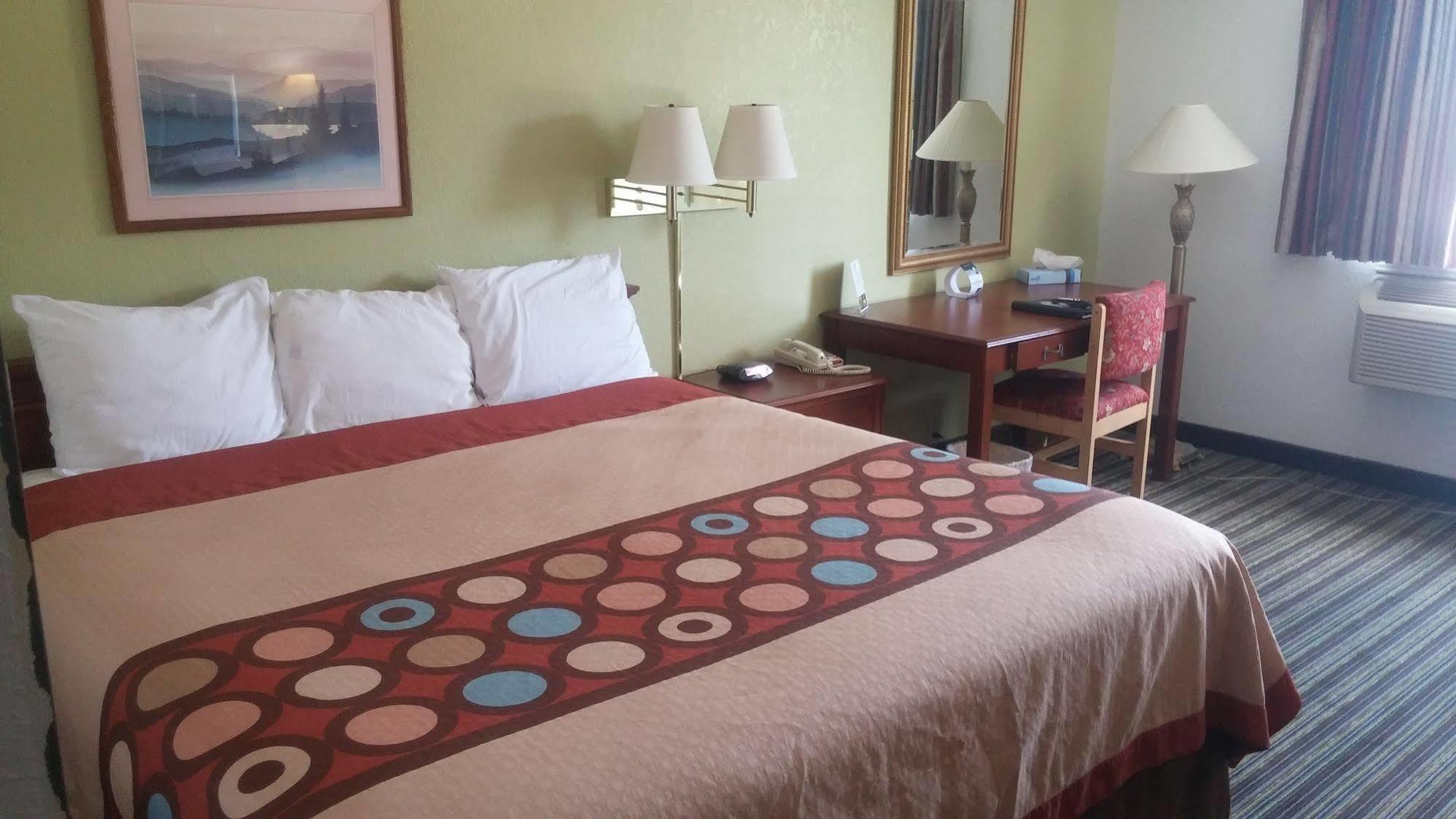 Super 8 By Wyndham Chattanooga Lookout Mountain Tn Екстериор снимка